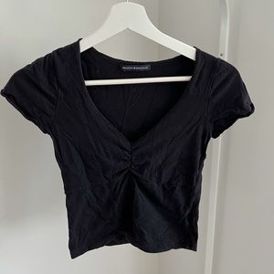 Brandy Melville black tee